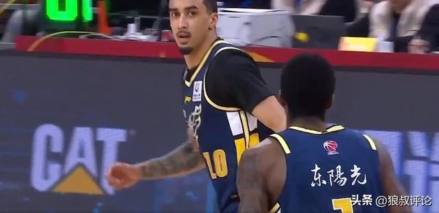 lol竞猜-CBA杯八进四焦点战：广东残阵挑战卫冕冠军，单场决胜引爆关注