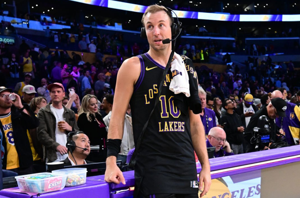 三分命中率联盟第一！肯纳德成湖人最大惊喜 东契奇鼓励他多出手